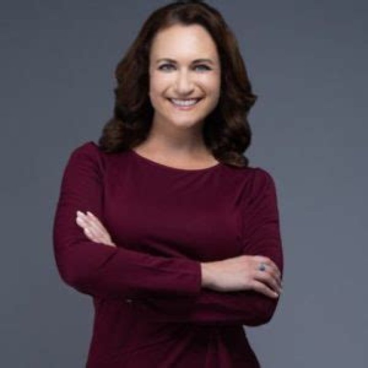 Meredith Garofalo Height, Weight, Net Worth, Age, Birthday, Wikipedia, Who, Instagram, Biography