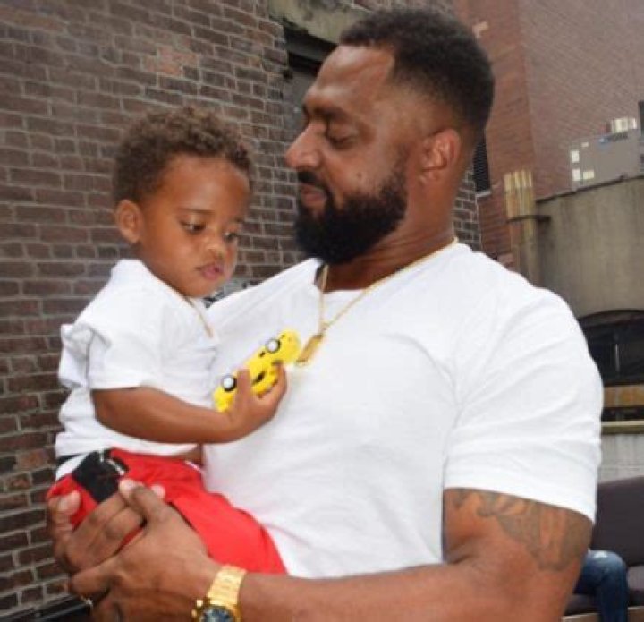 Sutton Tennyson Bio, Wiki, Age, Girlfriend, Baby, Net Worth, Parents, Side Chick, Ethnicity and Instagram